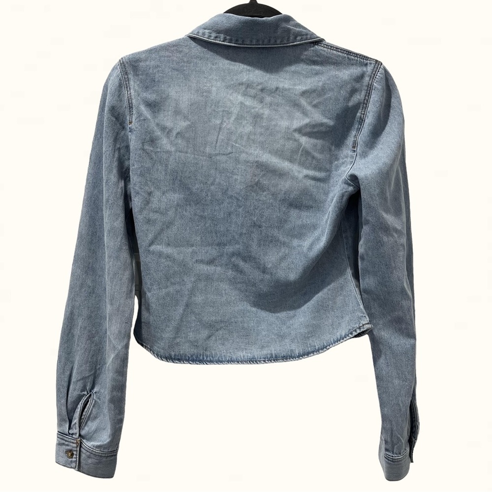 NWT H&M Short Denim Shirt, Women’s Size XSmall, Light Denim Blue - Picture 9 of 9